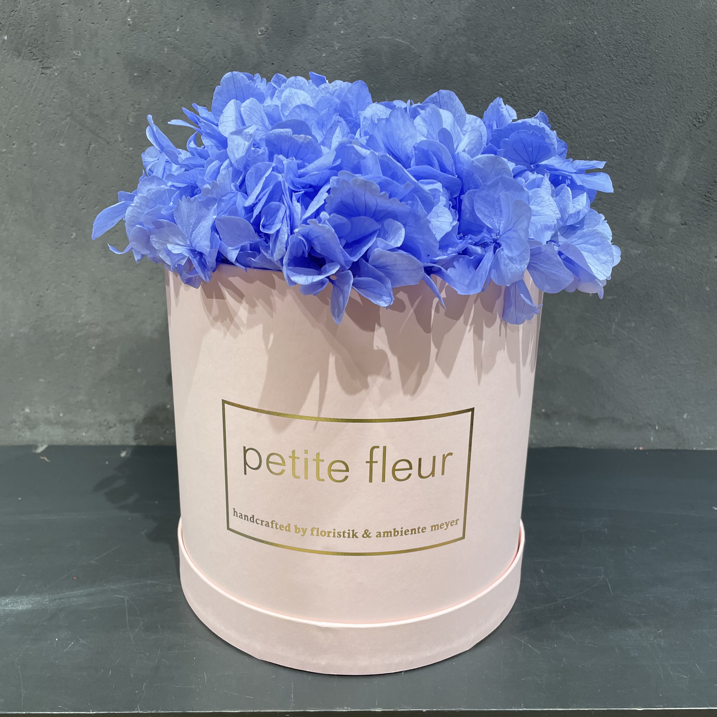 Petite Fleur Flowerbox L Infinity Hortensien in rosa Gold-Edition-Flowerbox 