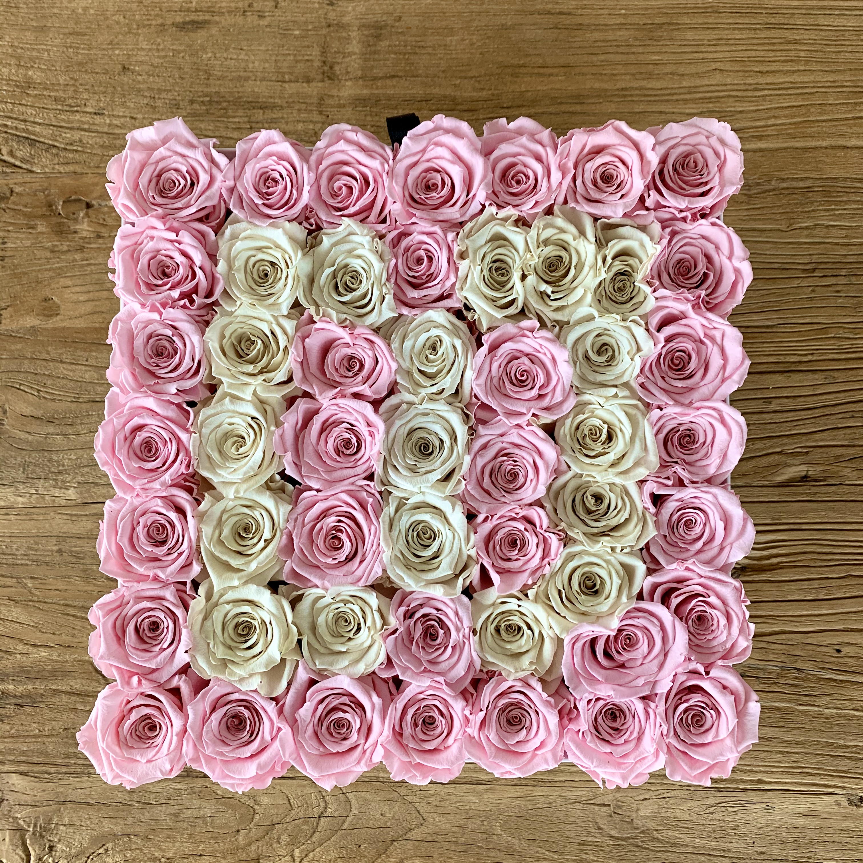 Infinity Rosenbox "petite fleur" XL mit Wunschbuchstaben 